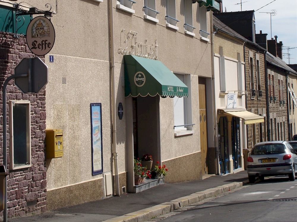 Hotel Le Flaubert Fougeres Bagian luar foto